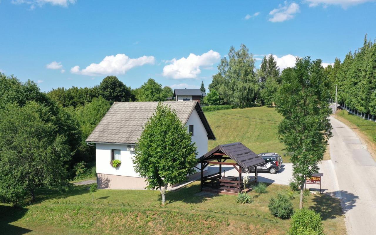 Holiday Home Ostrun Rakovica Bagian luar foto