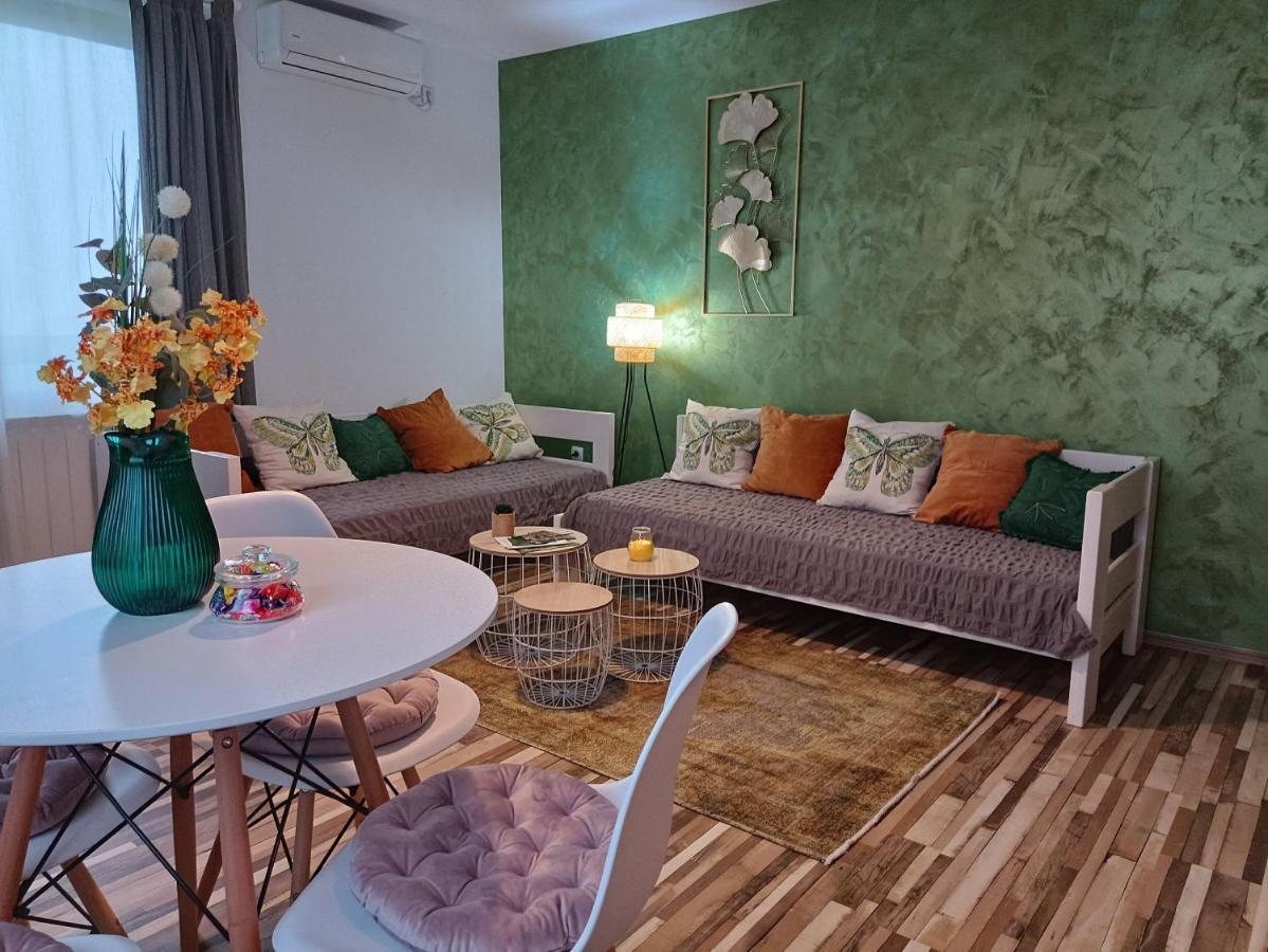 Holiday Home Ostrun Rakovica Bagian luar foto