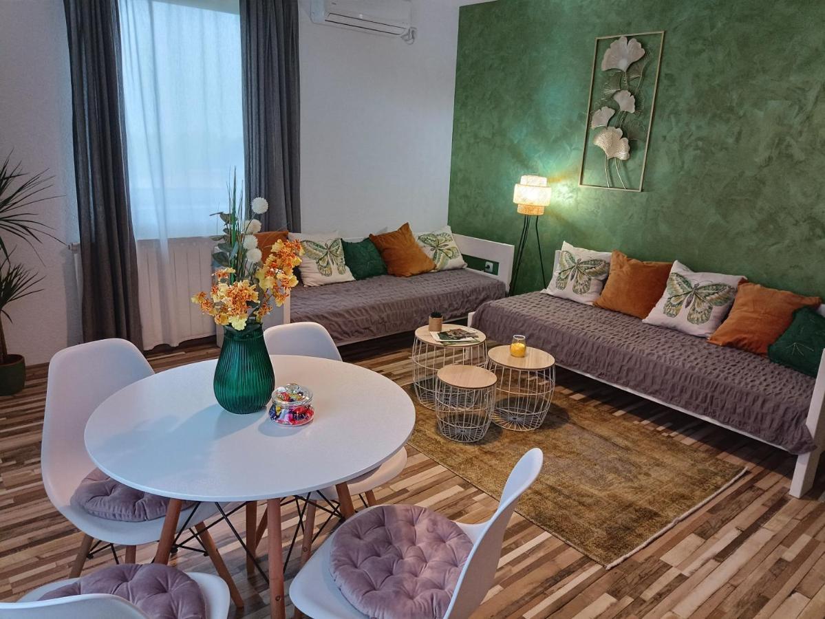 Holiday Home Ostrun Rakovica Bagian luar foto