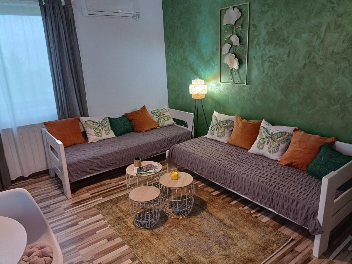 Holiday Home Ostrun Rakovica Bagian luar foto
